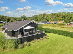 Three-Bedroom Holiday home in Sjølund 1, Hejls